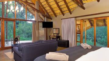 1 chambre, minibar, coffres-forts dans les chambres