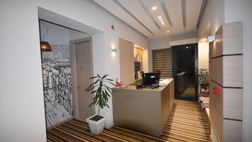 Check-in/check-out kiosk