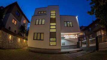 Façade de l’hébergement