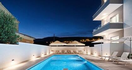 Hotel Trogirski Dvori