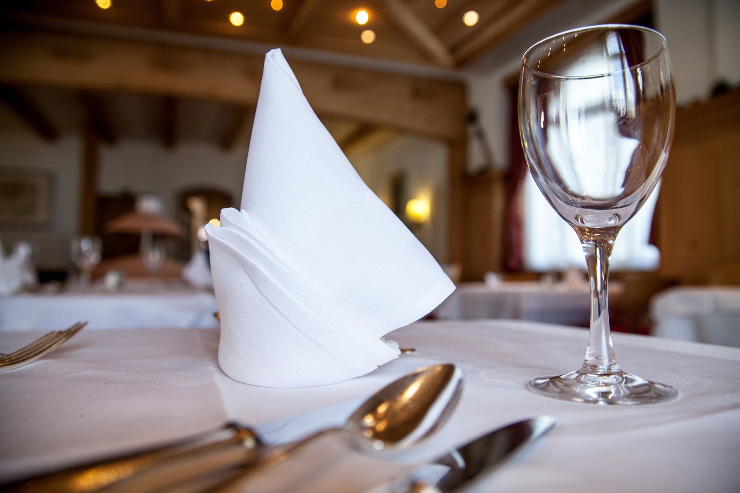 breakfast and dinner served, international cuisine