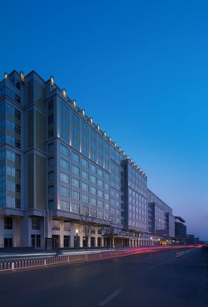 Front of property - New World Beijing Hotel (Beijing)