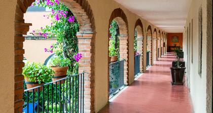 Hotel Abadía Plaza