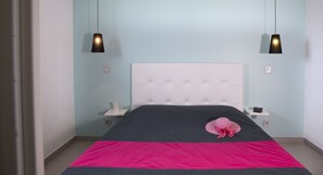 Superior Apartment, 1 Bedroom, Sea View | Individually decorated, individually furnished, blackout drapes - Residence Côté Mer (La Grande-Motte)