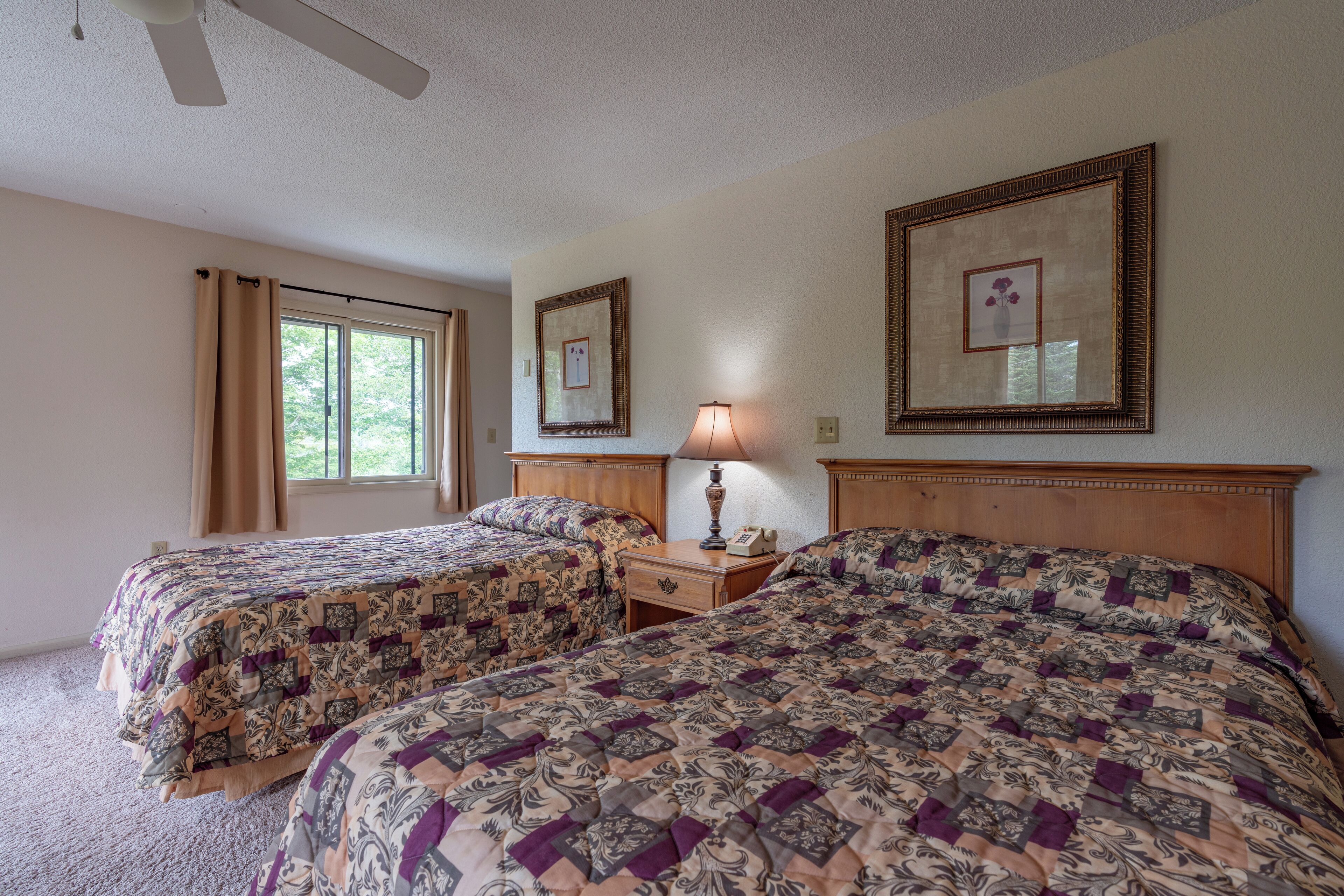 디럭스 스위트, 침실 1개, 간이주방 | 다리미/다리미판, 무료 WiFi, 침대 시트, 알람 시계