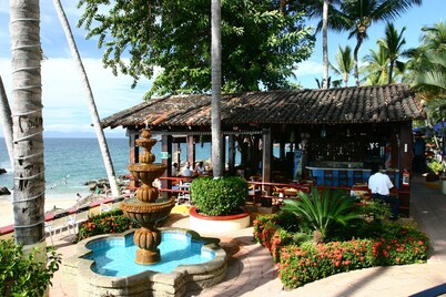 Lindo Mar Resort
