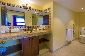 Apartamento, 2 habitaciones | Baño