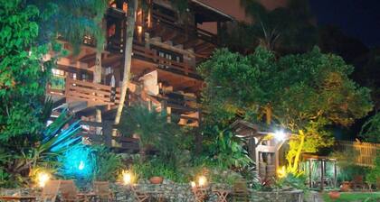 Pousada George's Village