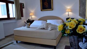 Select Comfort beds, minibar, in-room safe, desk