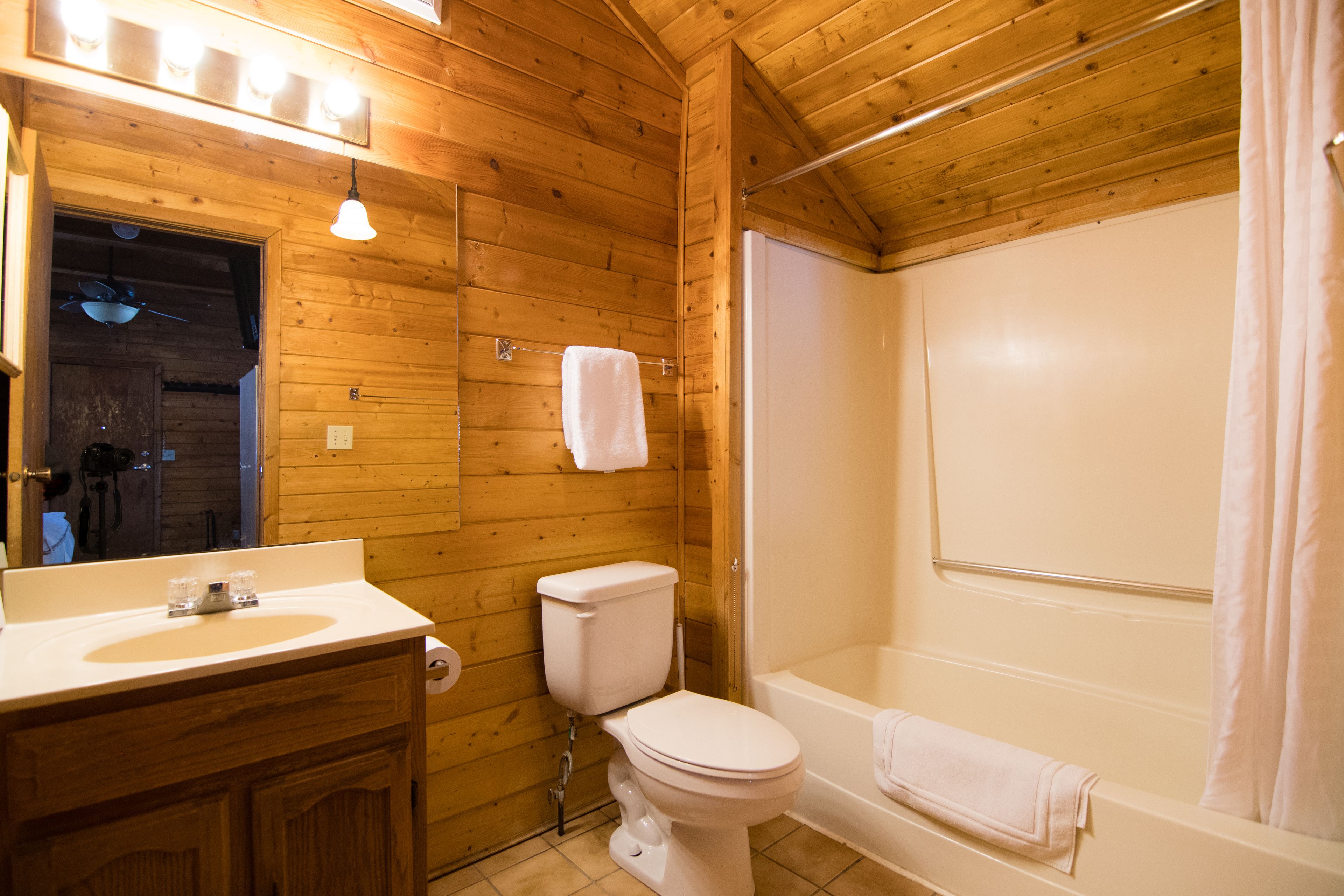 chalet (pine) | bathroom | designer toiletries, hair dryer, towels