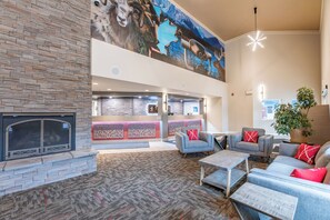 Lobby sitting area - The Kanata by BCMinns Hinton (Hinton)
