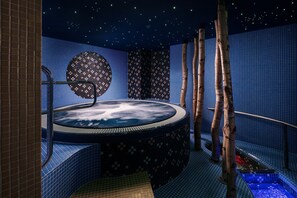 Sauna, bagno turco, trattamenti per il corpo, fangoterapia, idroterapia