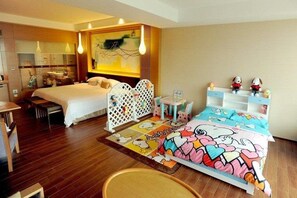 Minibar, in-room safe, alarm clocks, wheelchair access