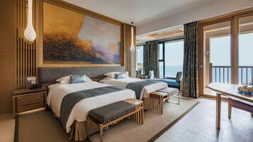 Minibar, in-room safe, alarm clocks, wheelchair access