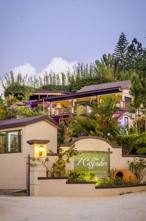 Entrada de la propiedad