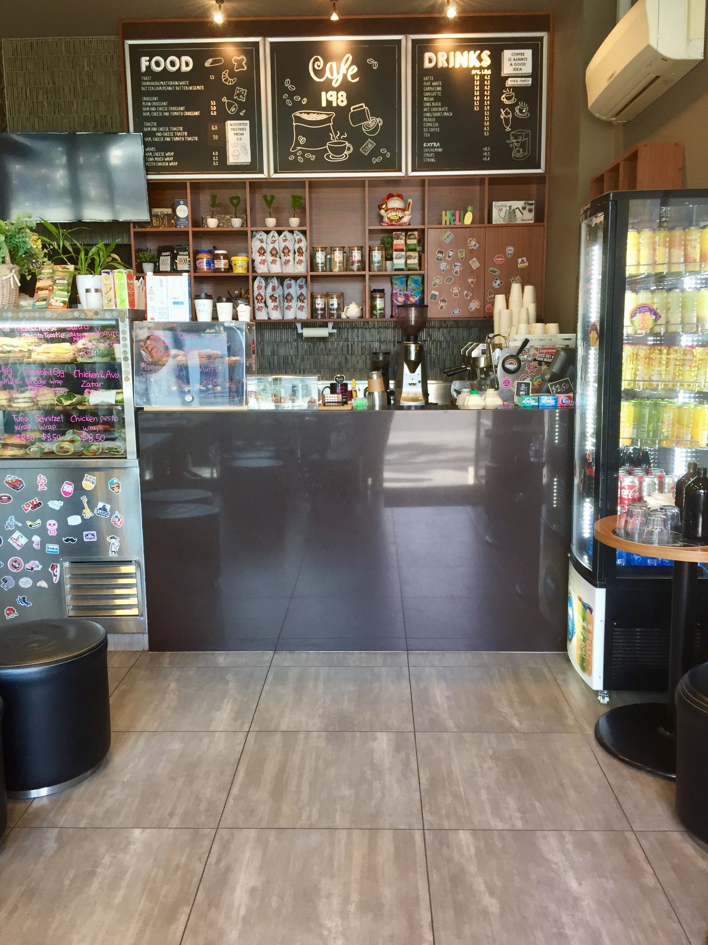 Docklands Private Collection of Apartments - NewQuay — image 19