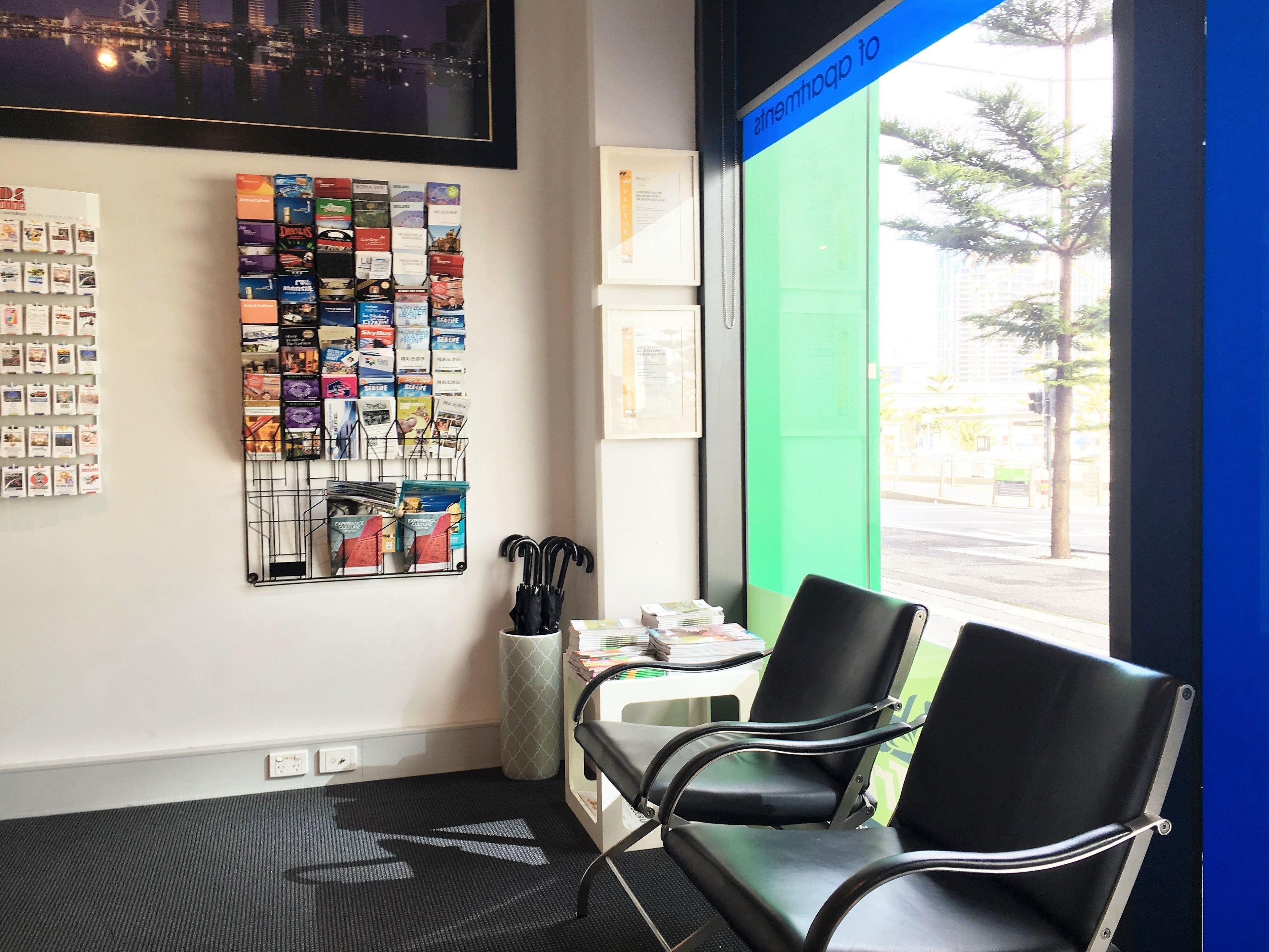 Docklands Private Collection of Apartments - NewQuay — image 28