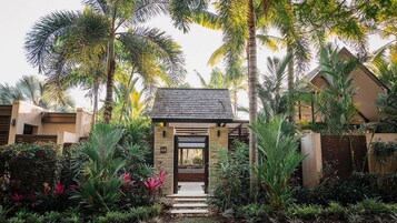 Four Bedroom Deluxe Villa