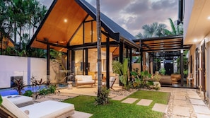 Villa, Berbilang Katil | Teres/patio