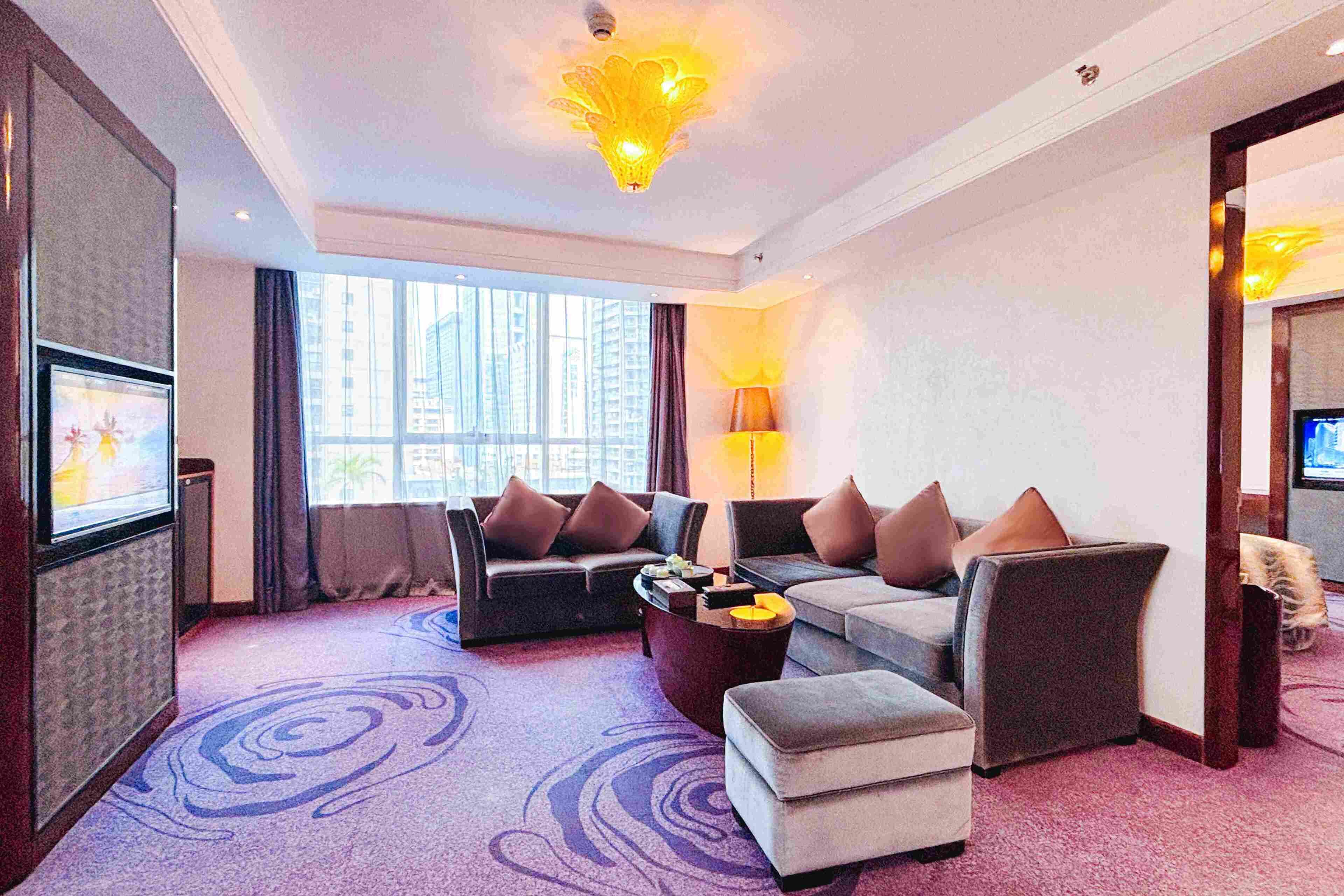 jade suite | premium bedding, in-room safe, desk, soundproofing