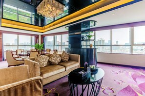 Executive Suite, 1 King Bed | View from room