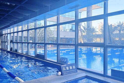 Indoor pool, outdoor pool