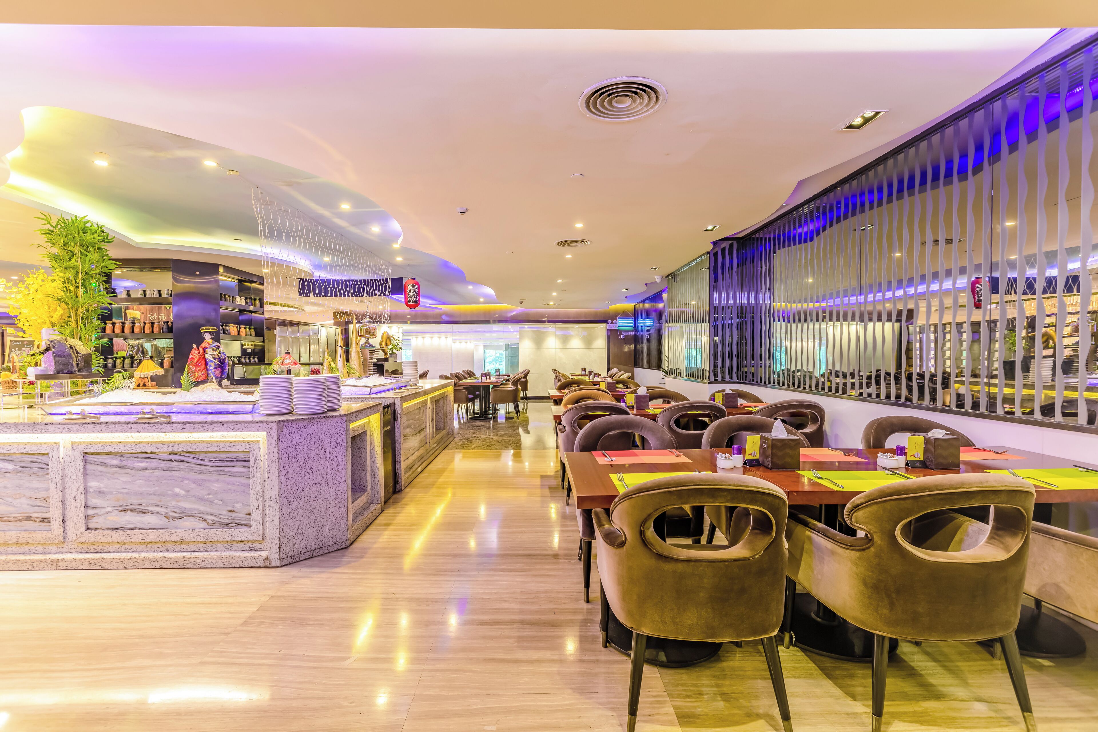 2 restaurants, chinese cuisine