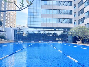 Indoor pool, outdoor pool