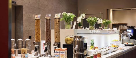 Colazione a buffet inclusa