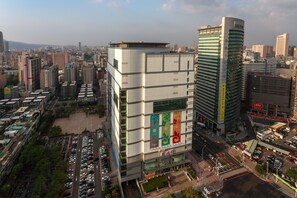 Balcony view - Travelhome Service Apartment (Kaohsiung)