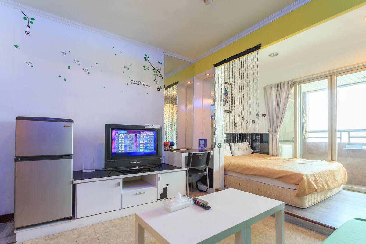 Habitación | Edredones de plumas, cortinas opacas, camas supletorias y wifi gratis