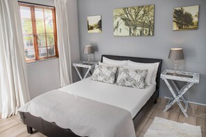 Twin Manor Room | 1 bedroom, premium bedding, desk, free cribs/infant beds - Four Oaks Guesthouse (Montagu)