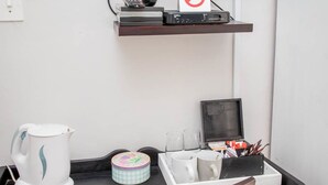 Tomannsrom (Manor) | 1 soverom, sengetøy av topp kvalitet og skrivebord