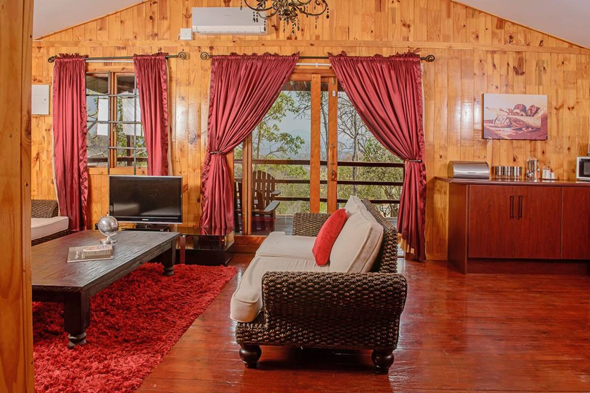 Chalet, 2 Bedrooms | Living area | TV