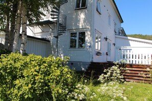 Property grounds - Rundhaug Gjestegård (Målselv)