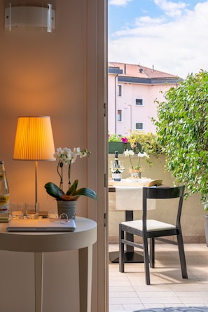 Quarto casal standard | Frigobar, cofres nos quartos, individualmente decorados