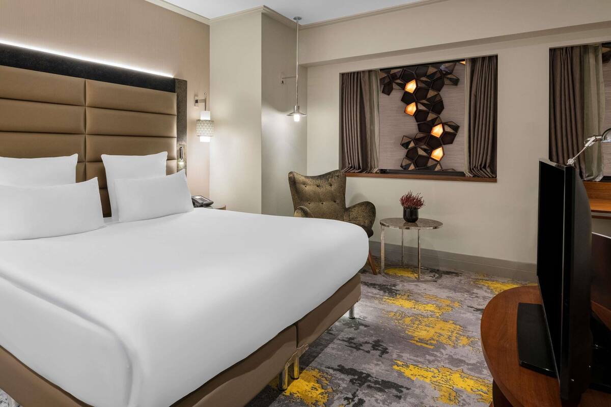 Literie de qualité supérieure, matelas Select Comfort, minibar