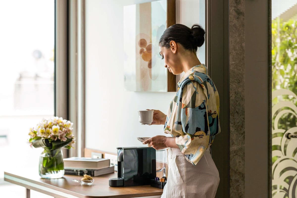 Suite junior, 1 cama matrimonial, Terraza | Ropa de cama de alta calidad, camas Select Comfort y minibar