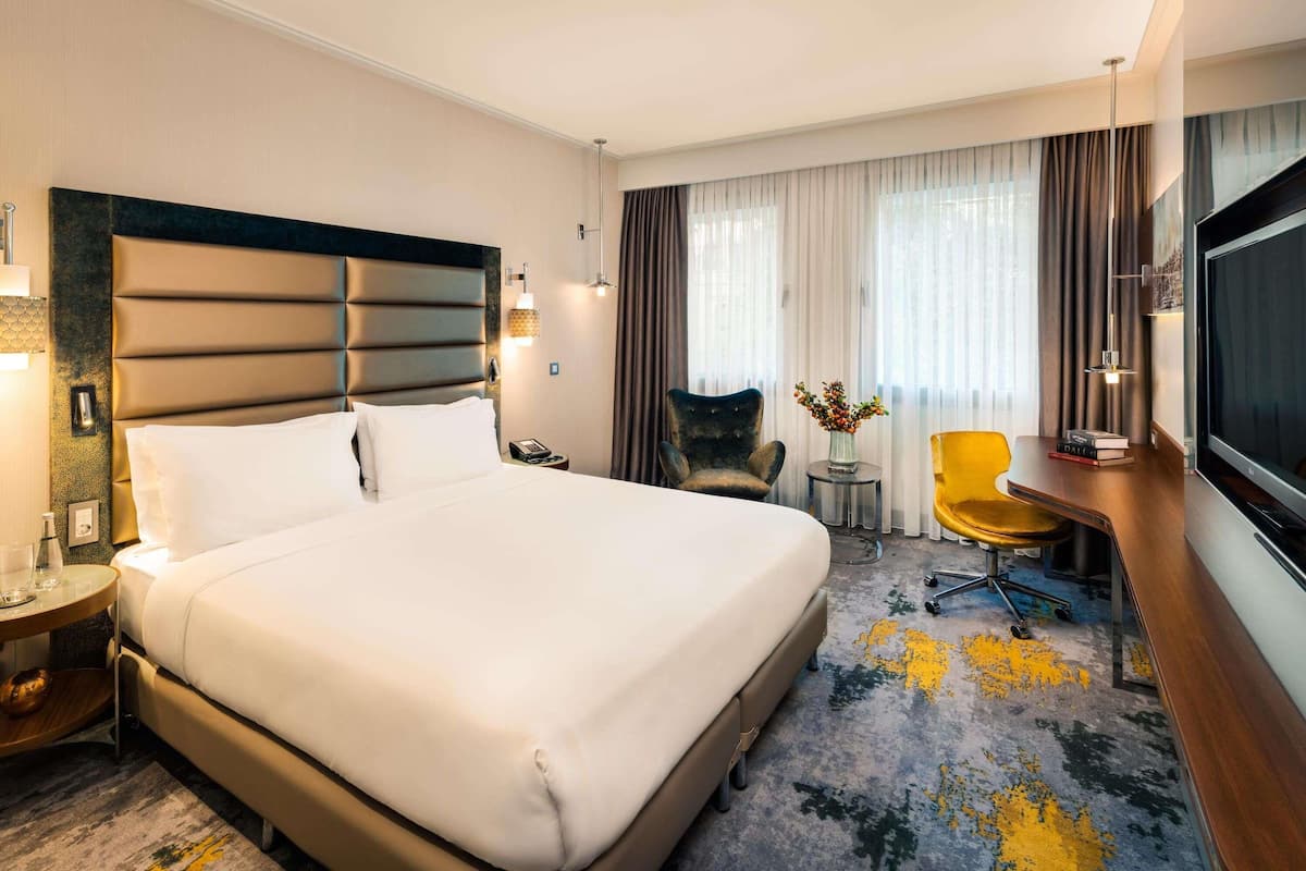 Hochwertige Bettwaren, Select-Comfort-Betten, Minibar, Zimmersafe