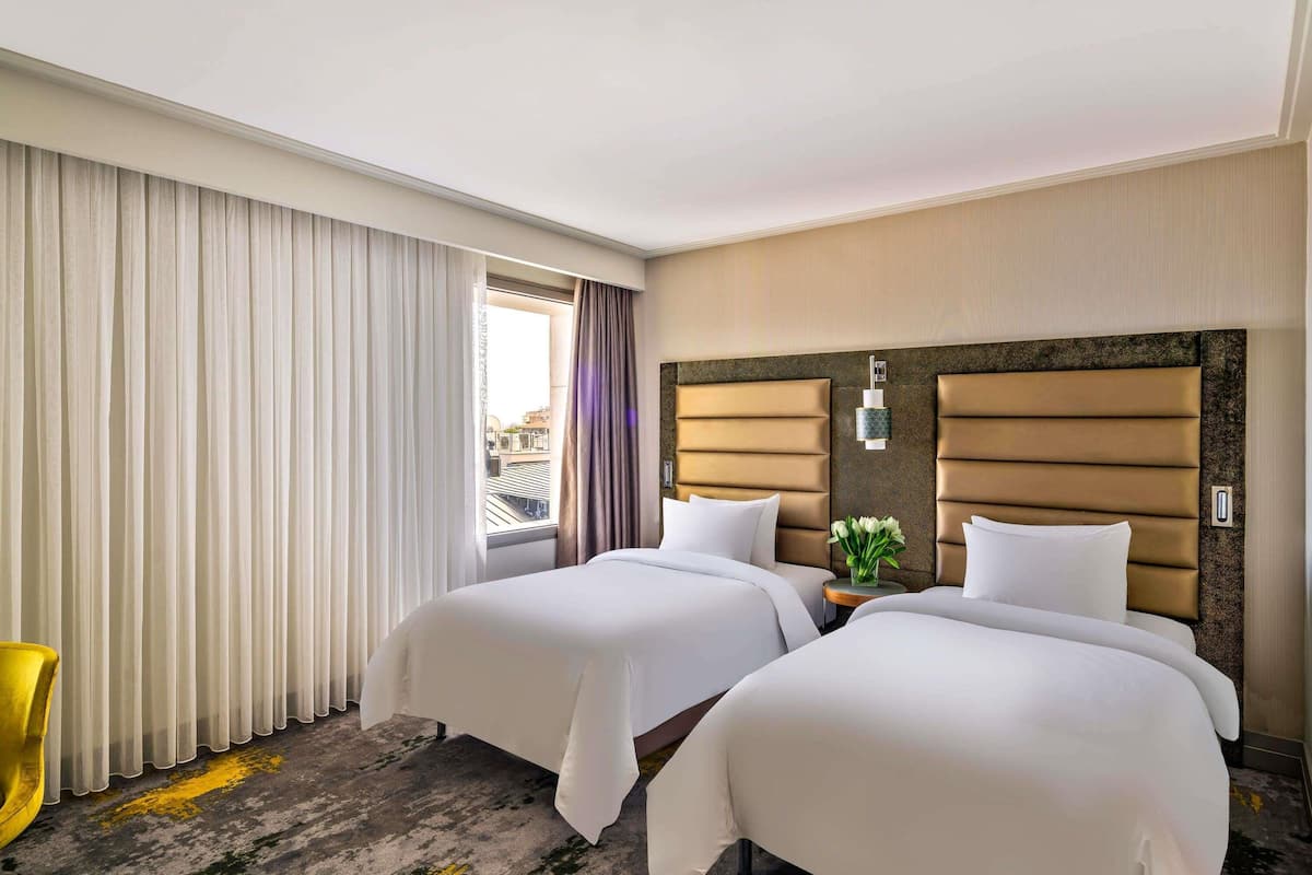 Premium bedding, Select Comfort beds, minibar, in-room safe