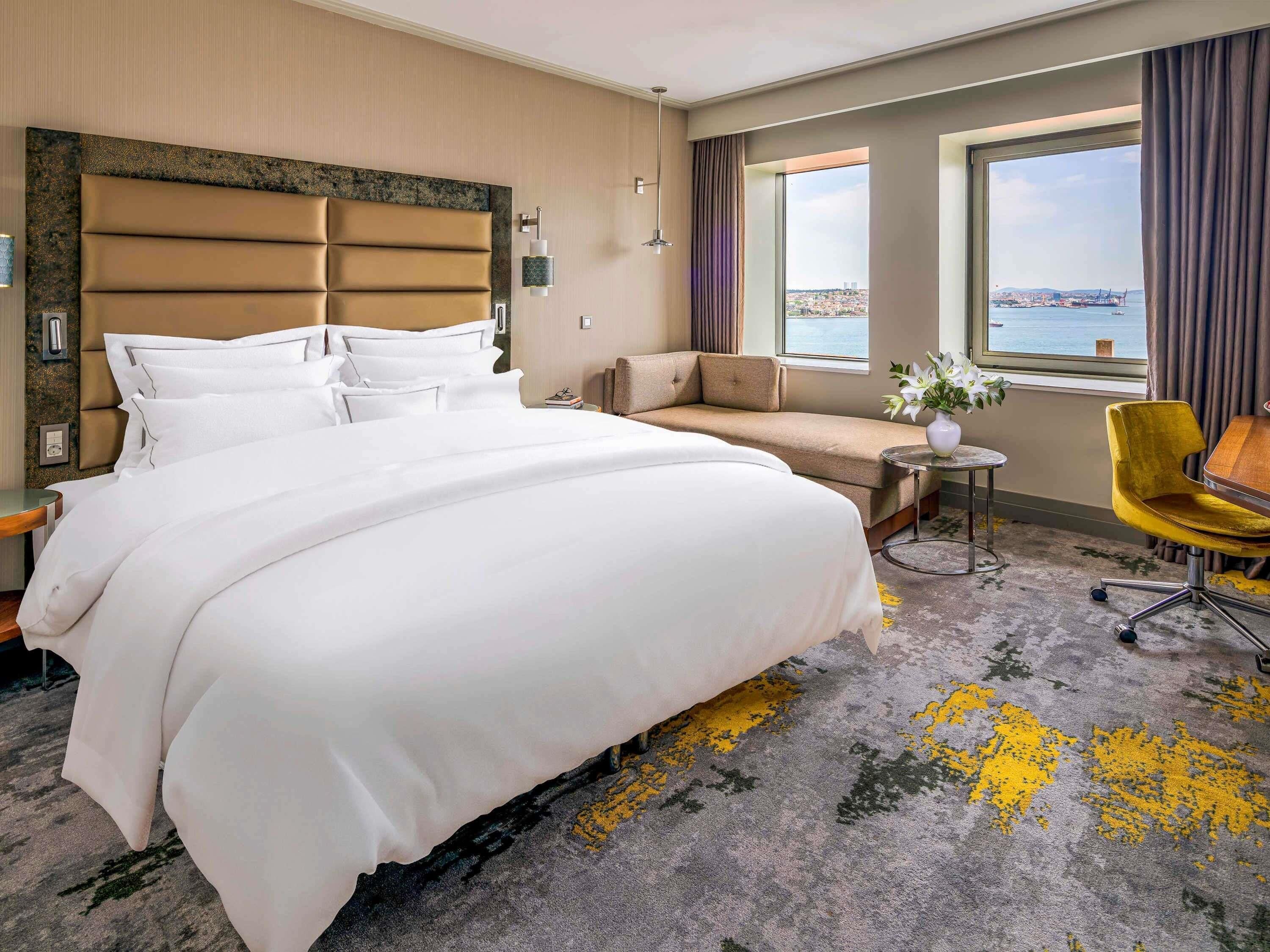 Deluxe tweepersoonskamer, 1 tweepersoonsbed (Bosphorus) | Luxe beddengoed, Select Comfort-bedden, een minibar
