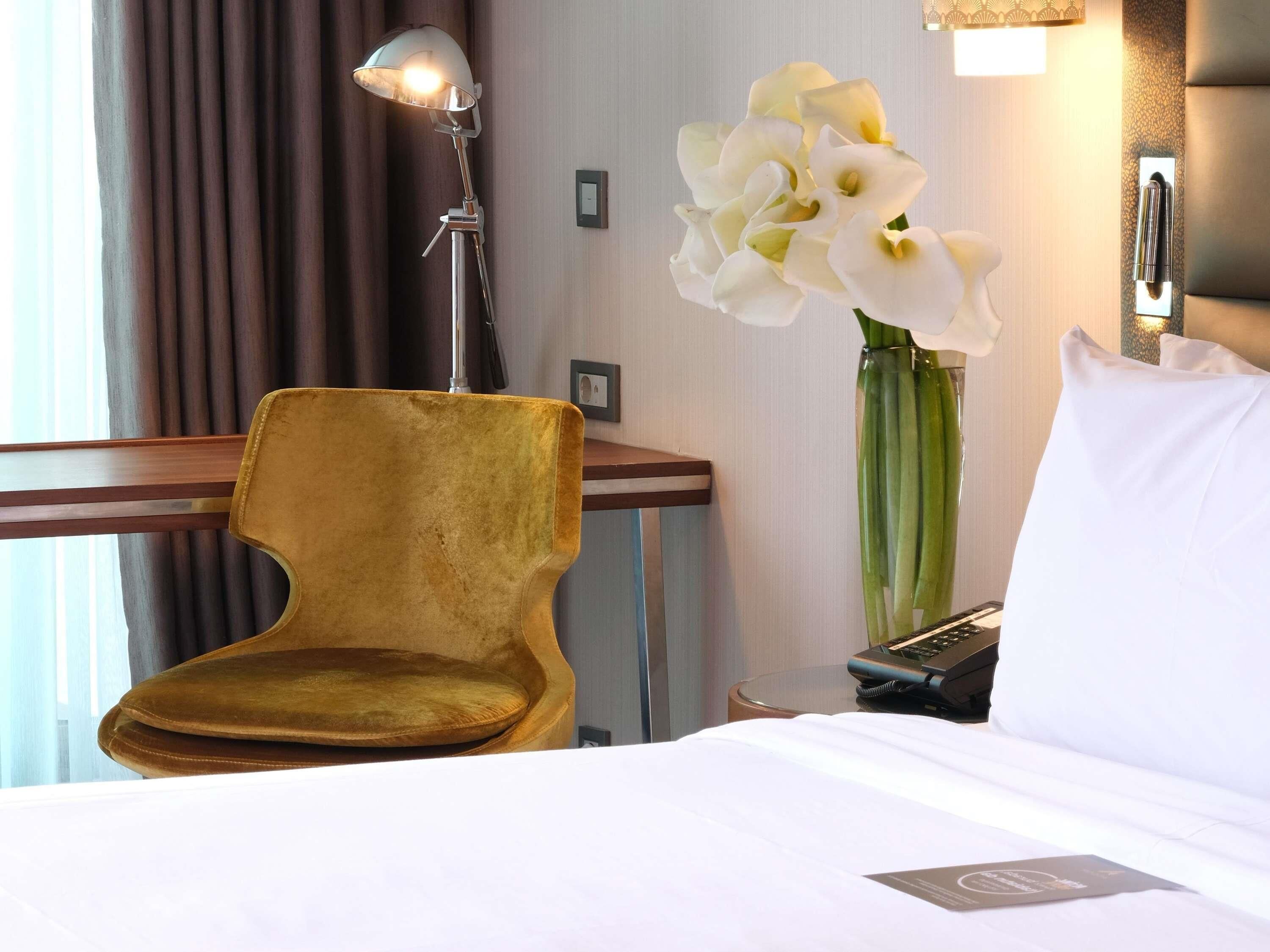 Suite, 1 Doppelbett, Terrasse | Hochwertige Bettwaren, Select-Comfort-Betten, Minibar, Zimmersafe