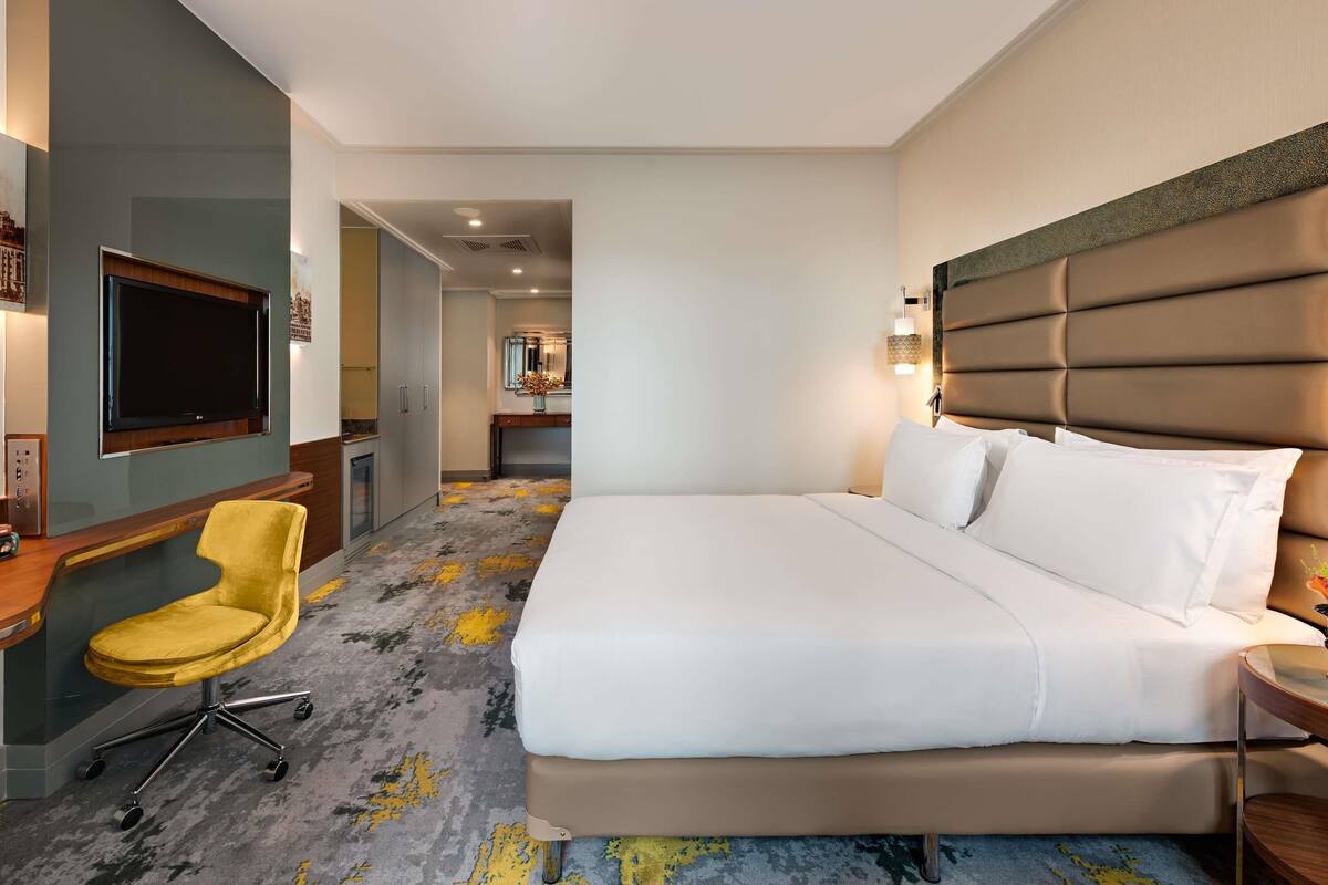 Superior tweepersoonskamer, 1 tweepersoonsbed, uitzicht op de stad | Luxe beddengoed, Select Comfort-bedden, een minibar