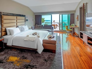 Suíte, 1 cama de casal (Bosphorus) | Roupas de cama premium, camas Select Comfort, frigobar