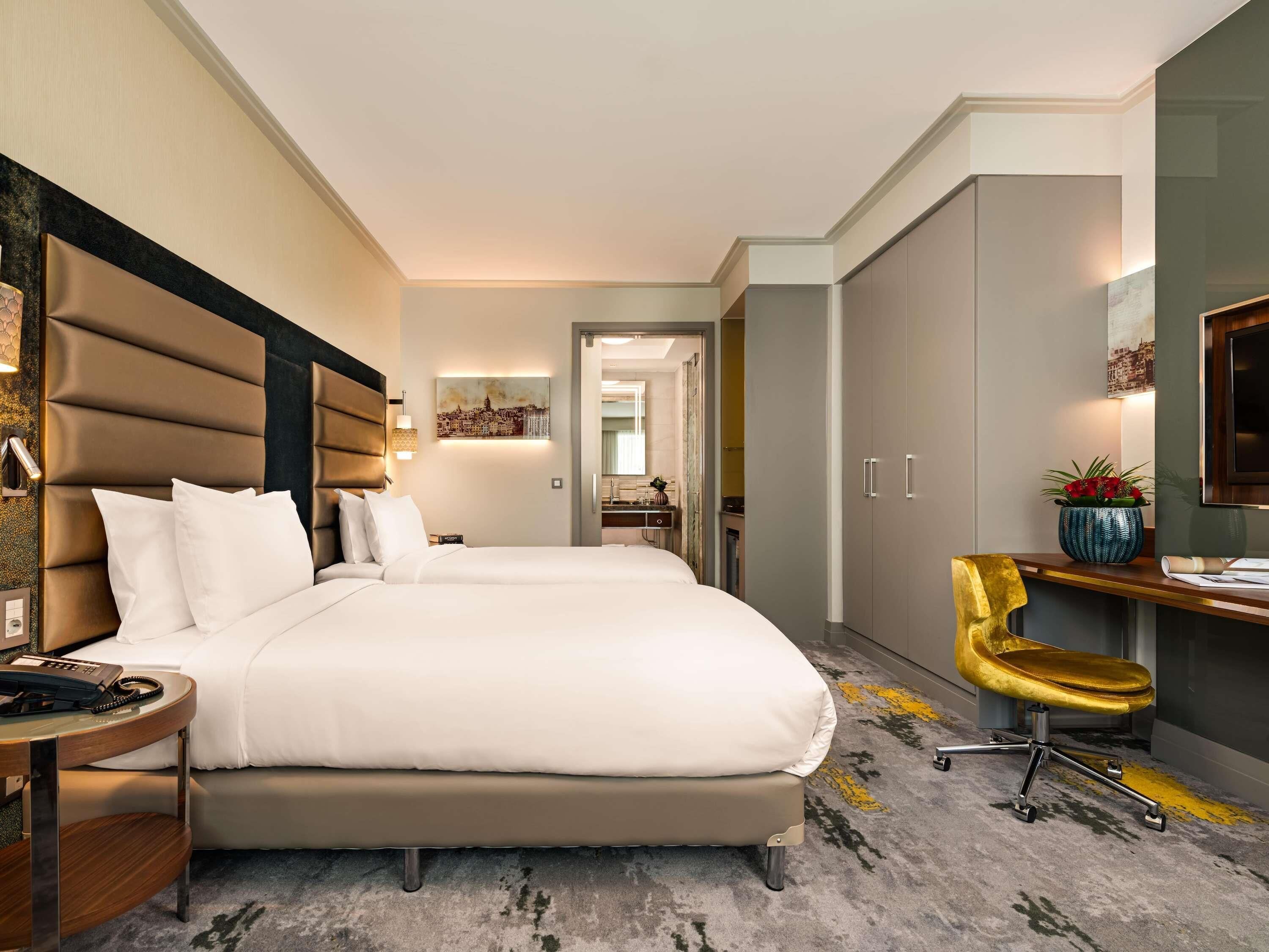 Deluxe-Zimmer, 2 Einzelbetten, Stadtblick | Hochwertige Bettwaren, Select-Comfort-Betten, Minibar, Zimmersafe