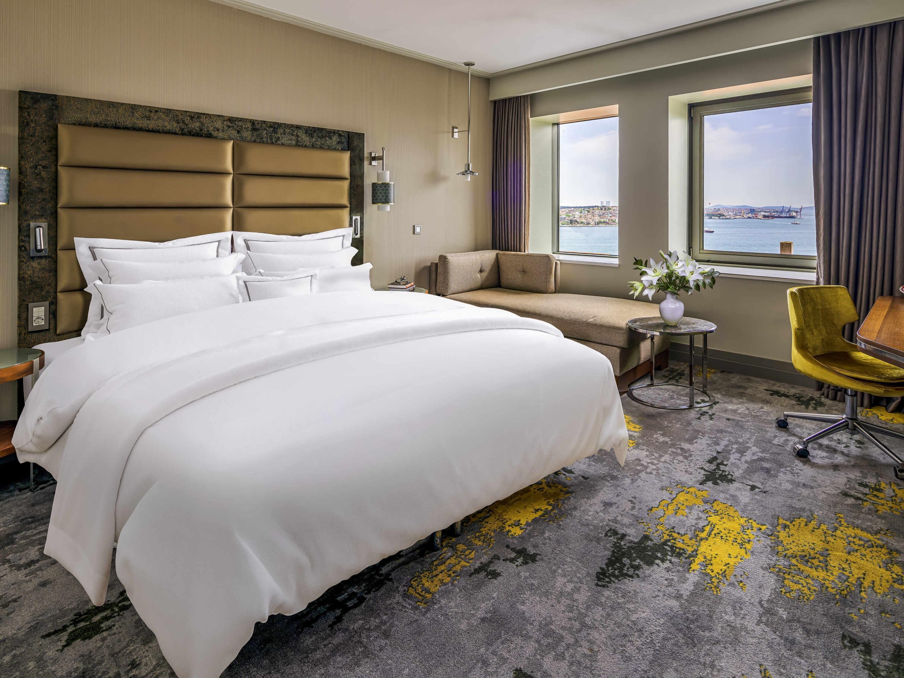 Deluxe-Doppelzimmer, 1 Doppelbett (Bosphorus) | Hochwertige Bettwaren, Select-Comfort-Betten, Minibar, Zimmersafe