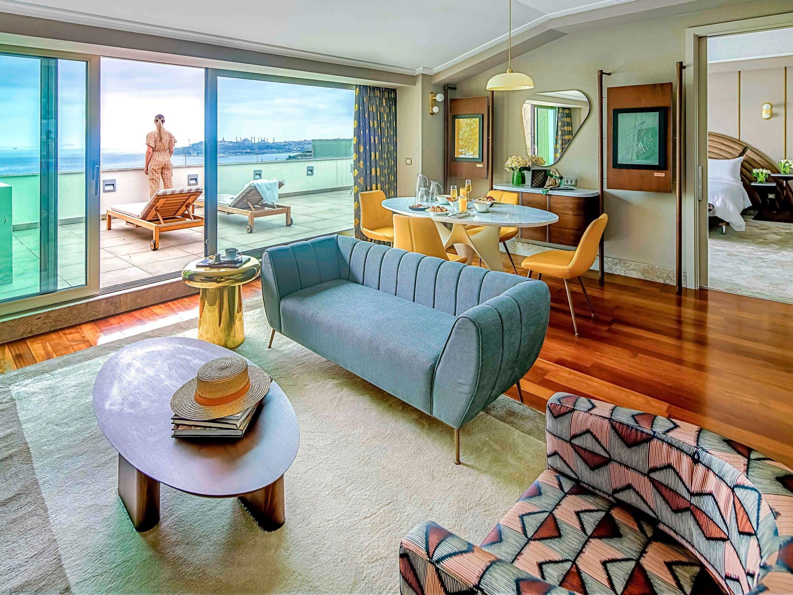 Suite, 1 tweepersoonsbed (Artisan) | Luxe beddengoed, Select Comfort-bedden, een minibar