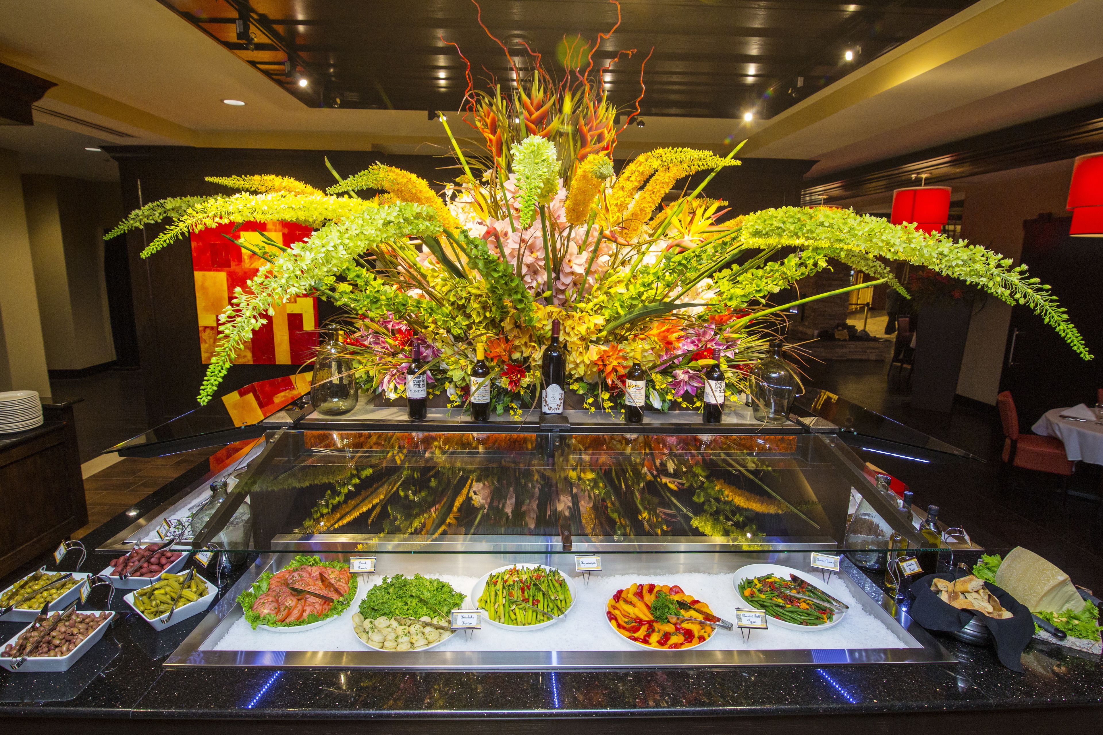 5 restaurants, serveren ontbijt, lunch, diner, Braziliaanse gerechten