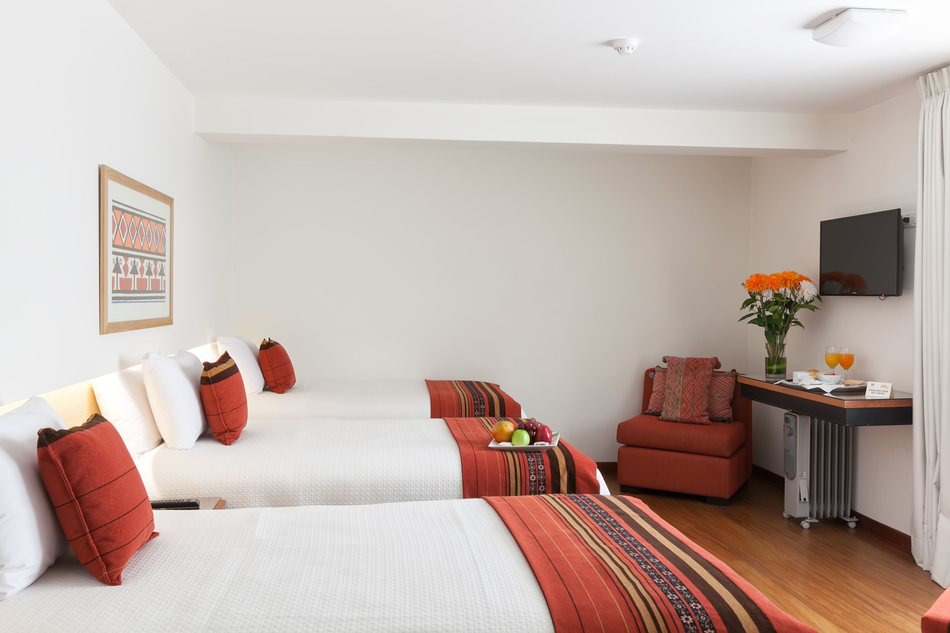 triple room | premium bedding, in-room safe, desk, free wifi