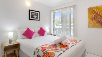 1 bedroom, individually decorated, individually furnished